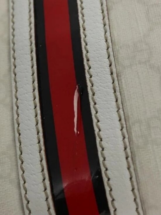 GUCCI GG Supreme Shoulder Bag PVC White Red gold 153244 Auth nb243 - Picture 8 of 16